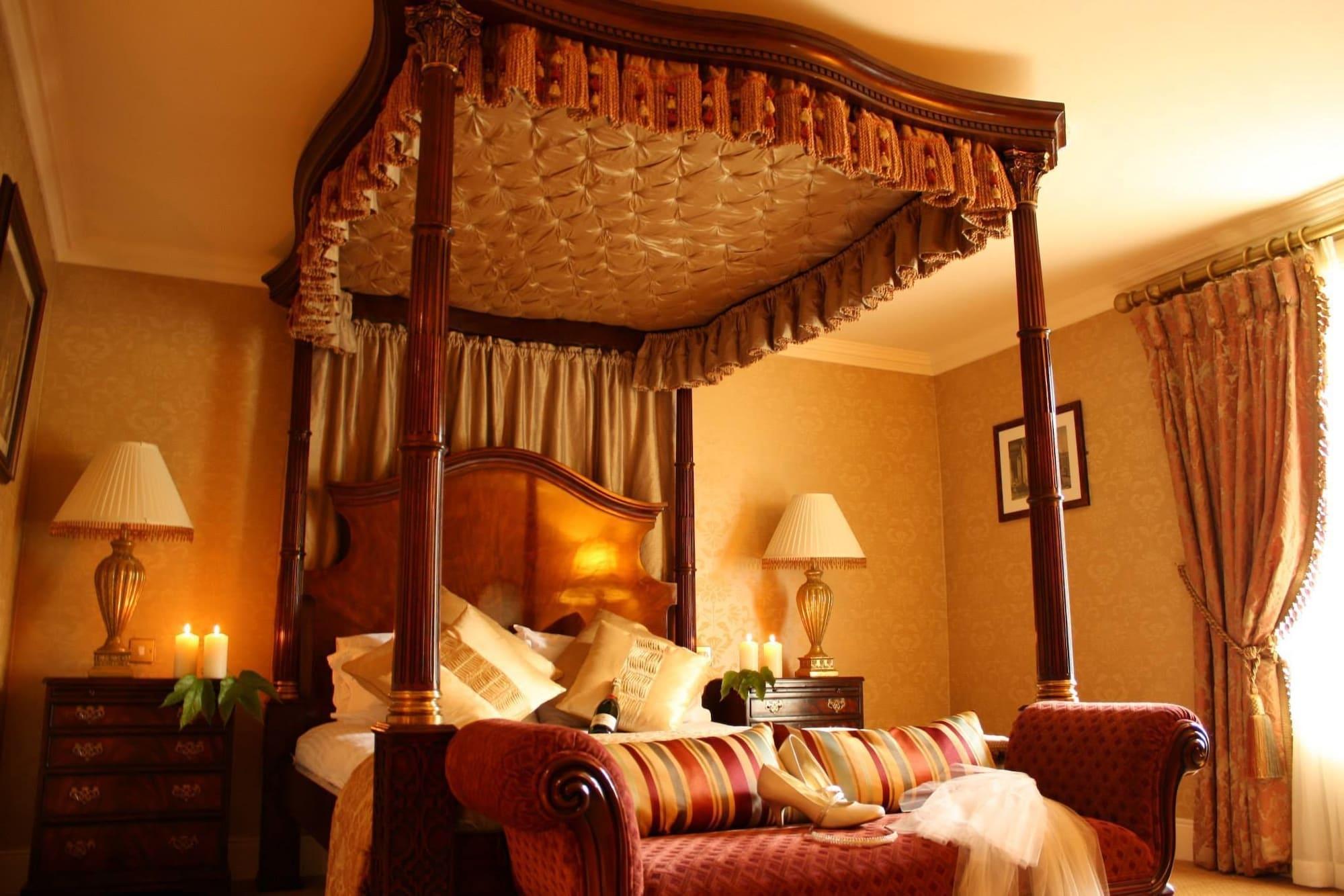 Finnstown Castle Hotel Lucan Eksteriør bilde