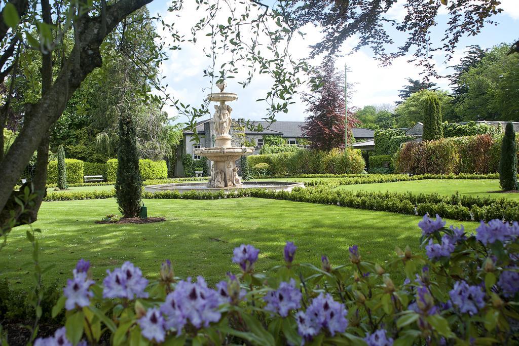 Finnstown Castle Hotel Lucan Eksteriør bilde