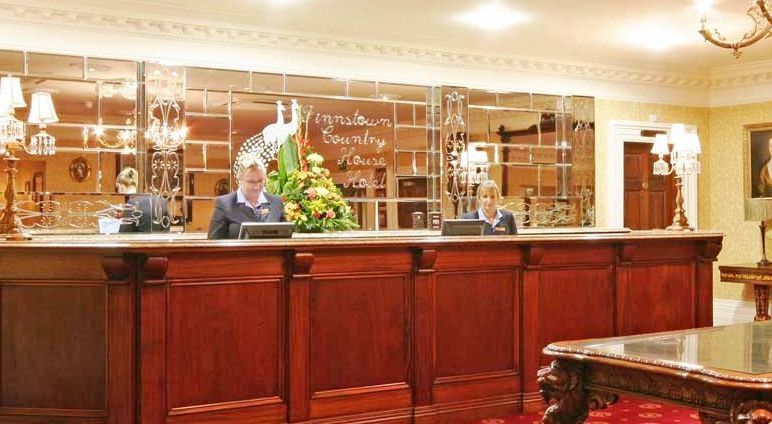 Finnstown Castle Hotel Lucan Eksteriør bilde